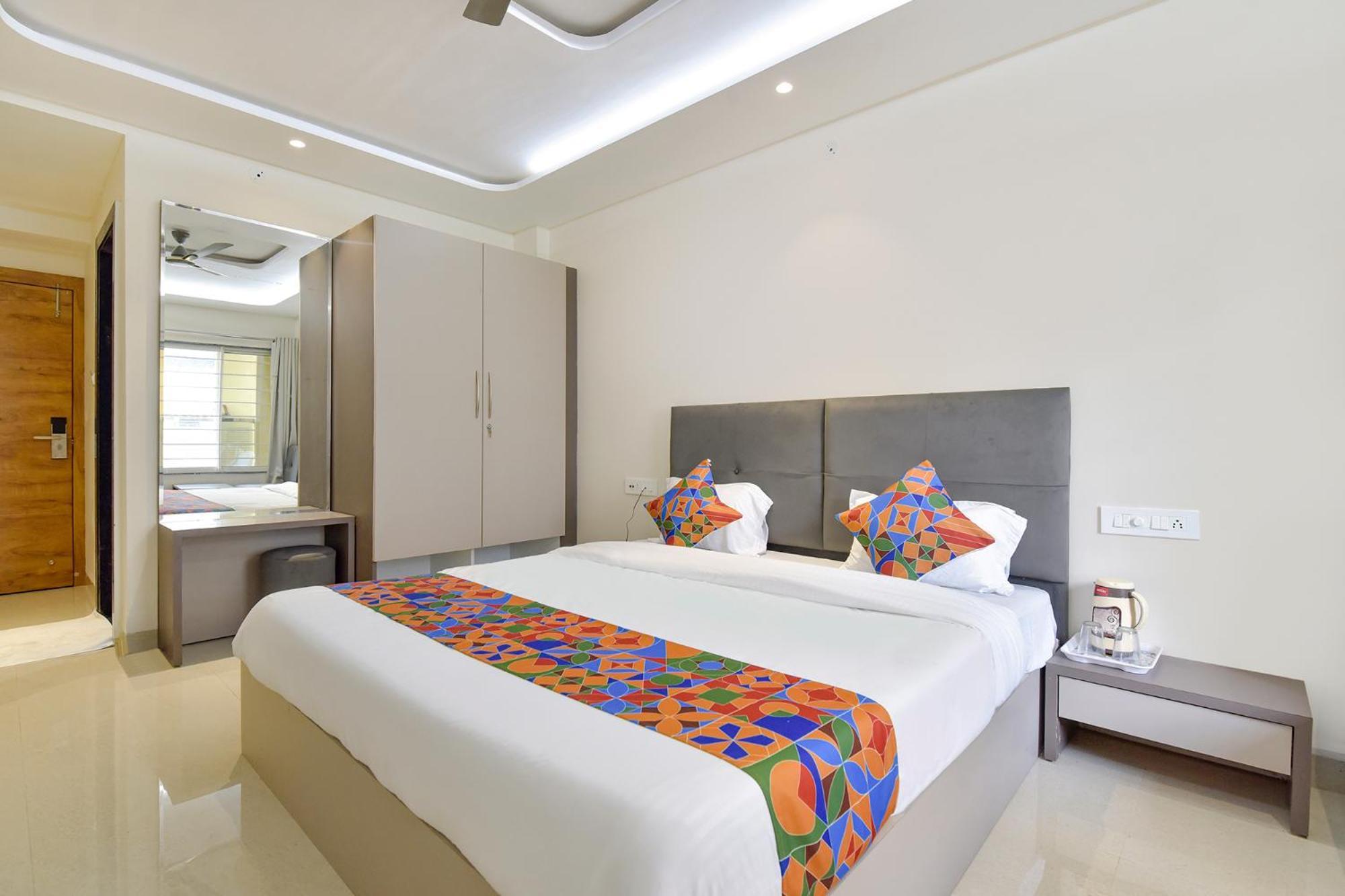אינדורה Fabhotel Synergy Stays מראה חיצוני תמונה